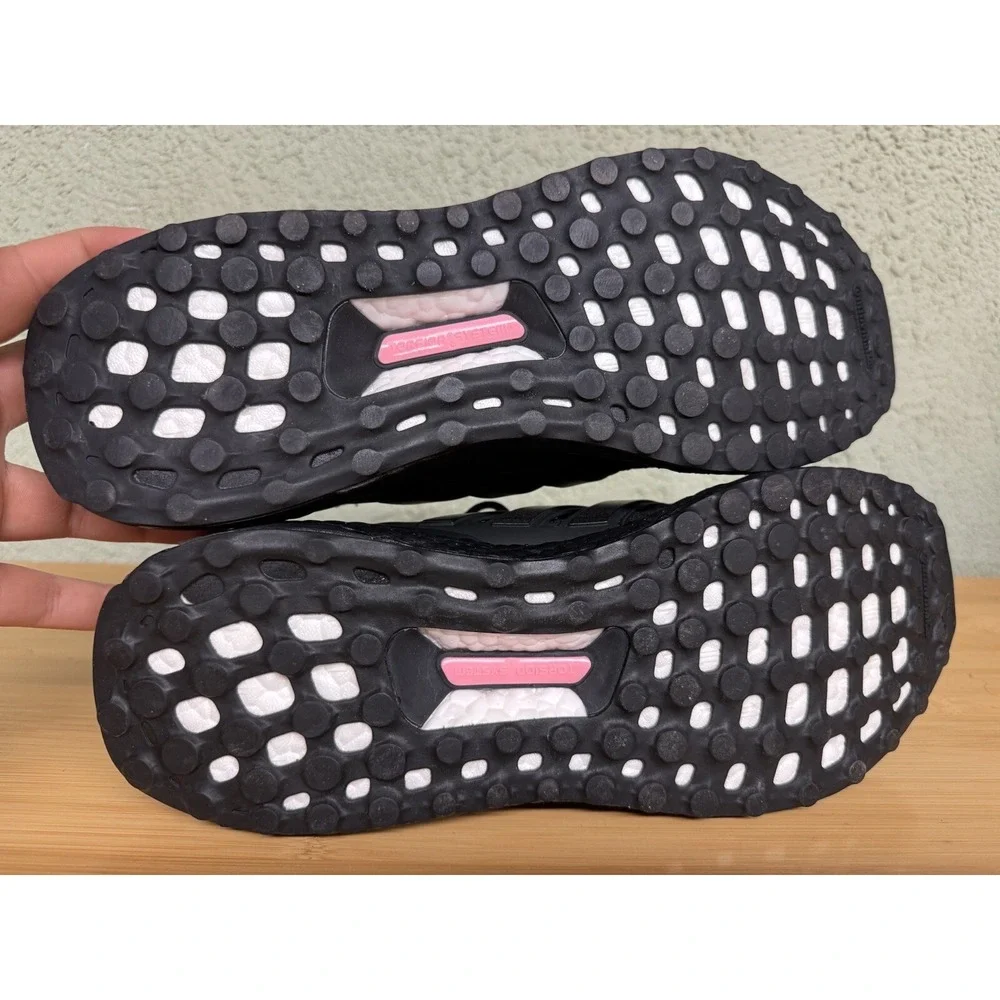 Size 10 - Women's adidas UltraBoost 5.0 DNA Black Sneakers Shoes GV‎ 8743